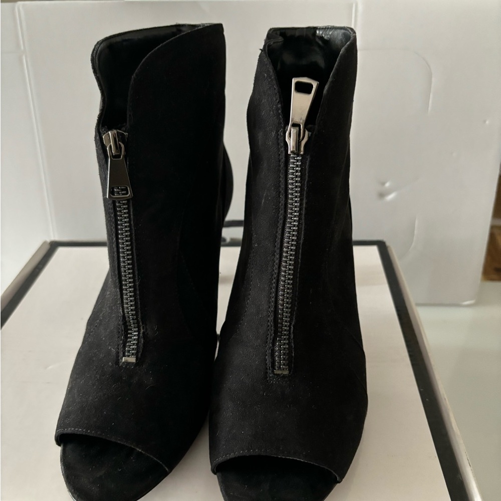 Nine West open toe heeled booties